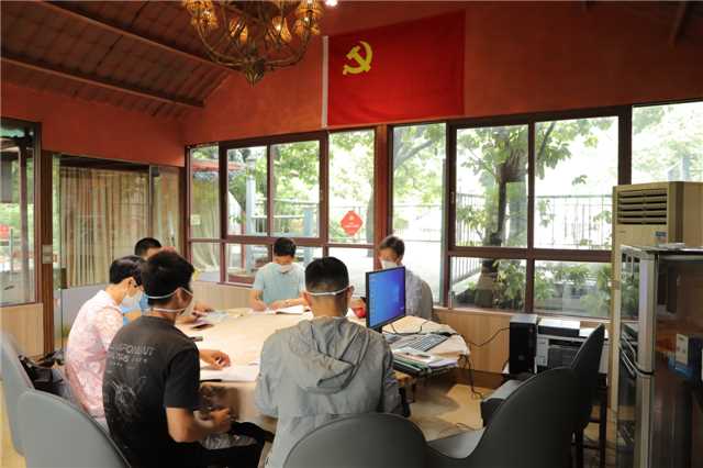 荔枝红.JPG